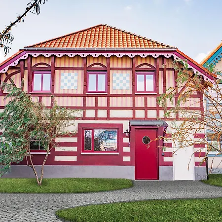 בית נופש Plopsaland Village *