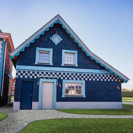 Plopsaland Village *