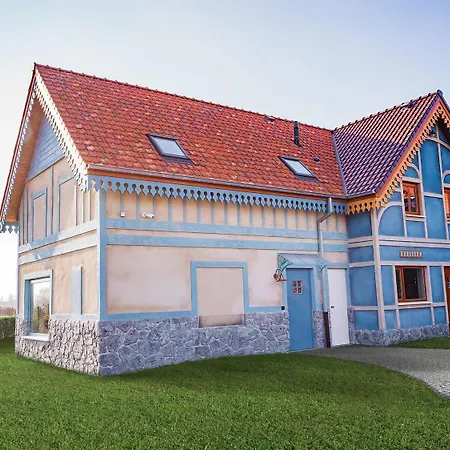 Plopsaland Village Дом отдыха